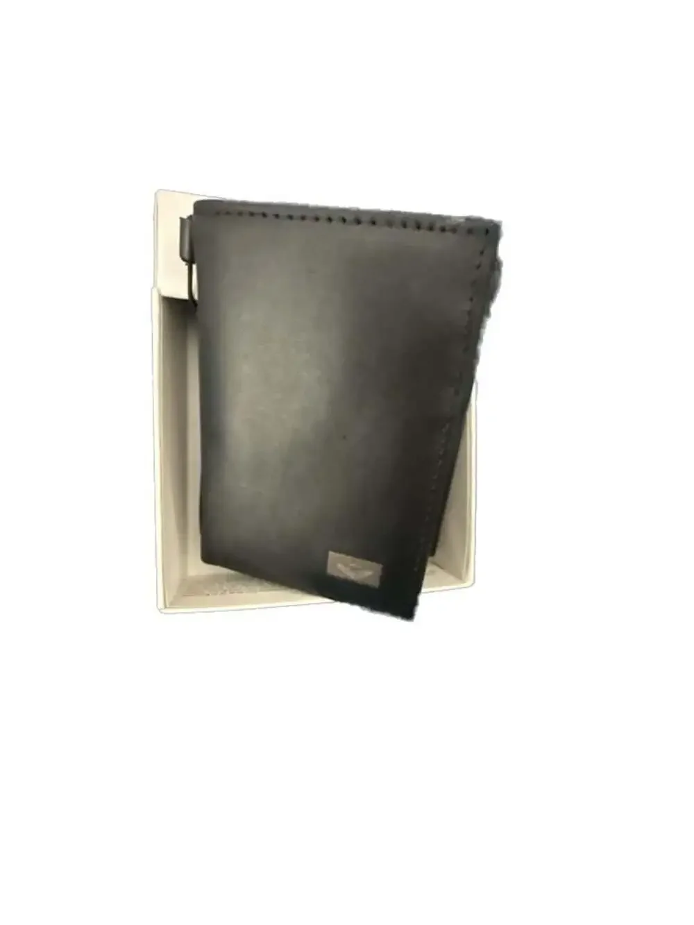Dockers Men's RFID-Blocking Leather Trifold Wallet